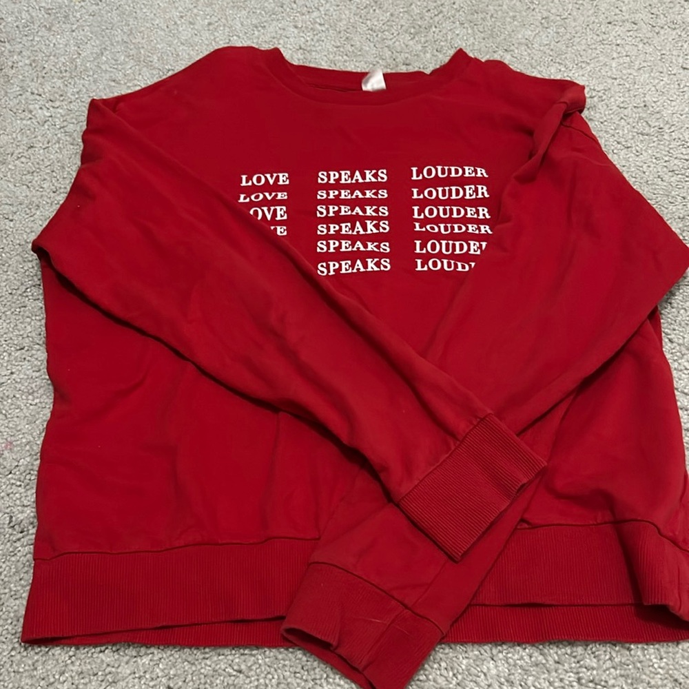 Love speaks louder tee